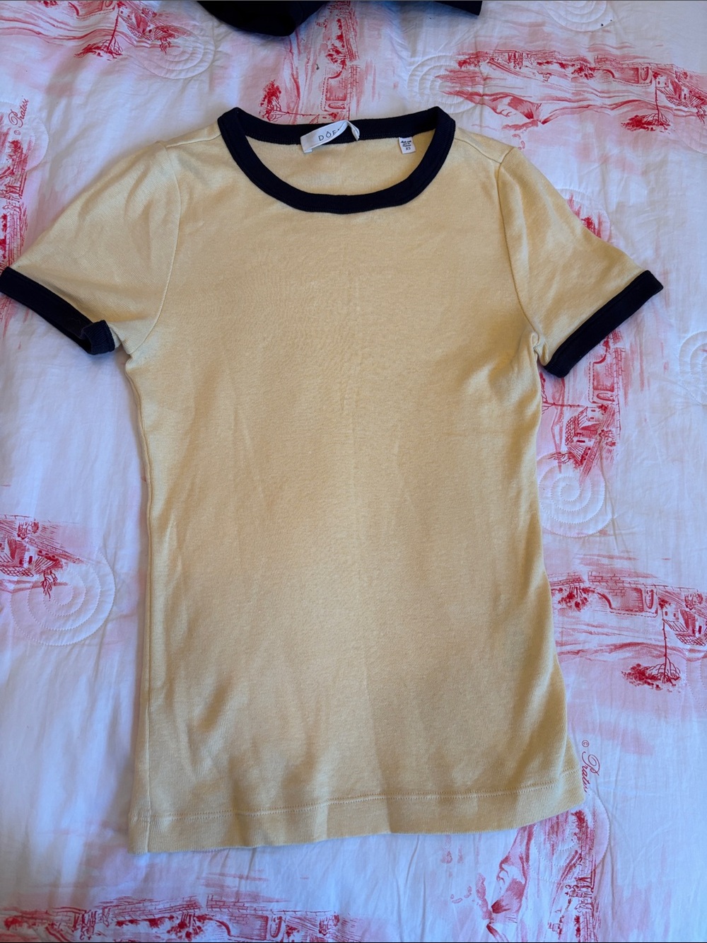 Doen Vivi Tee in Wild Honeysuckle
